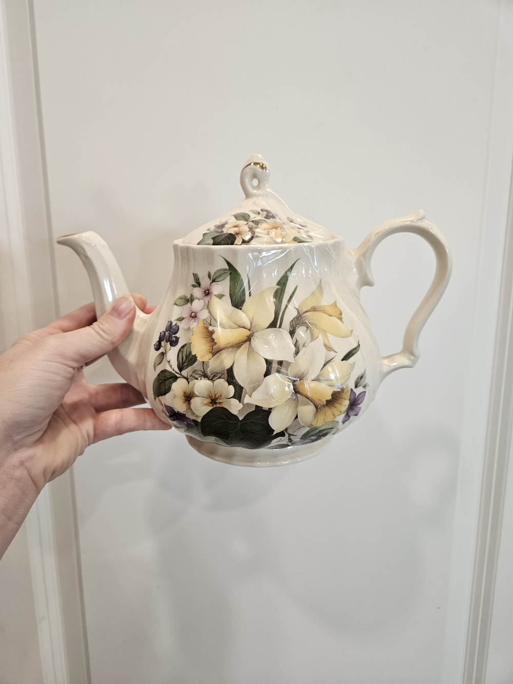 Windsor Floral Ceramic Teapot with Yellow Accent